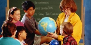 Богатые и бедные: как работают учителя в разных странах мира.